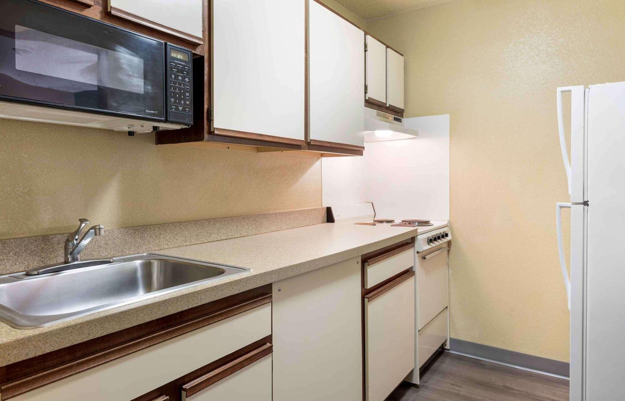 Extended Stay America Suites - Wichita - East Dış mekan fotoğraf
