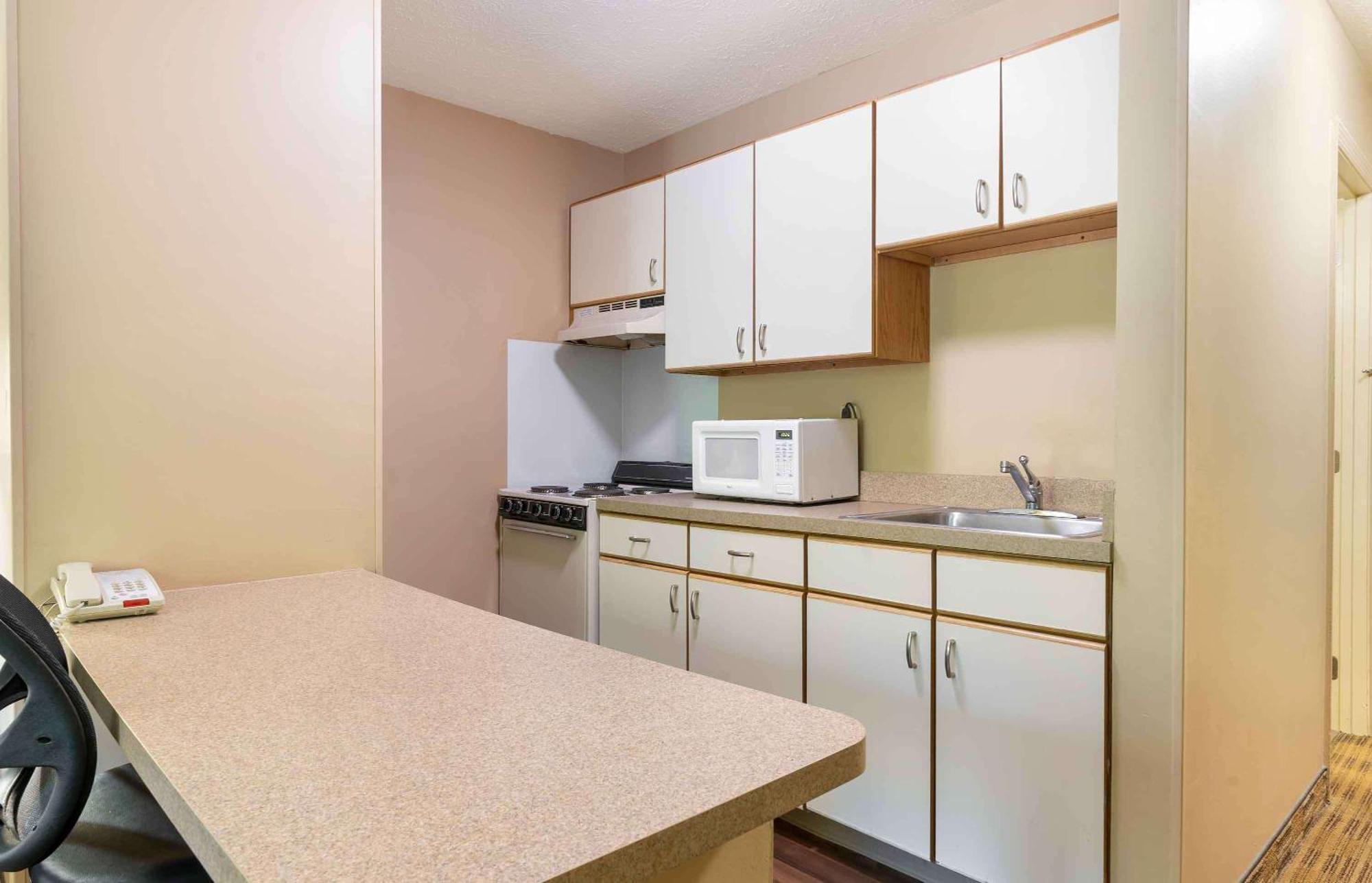 Extended Stay America Suites - Wichita - East Dış mekan fotoğraf