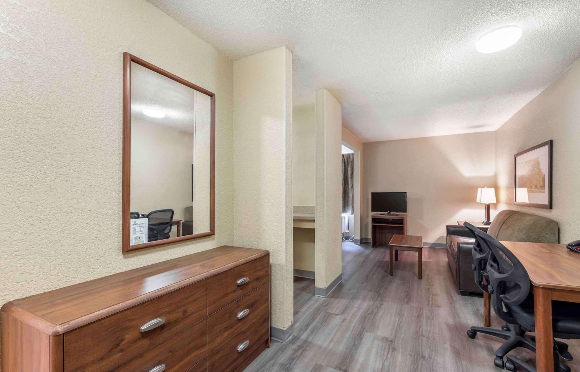 Extended Stay America Suites - Wichita - East Dış mekan fotoğraf