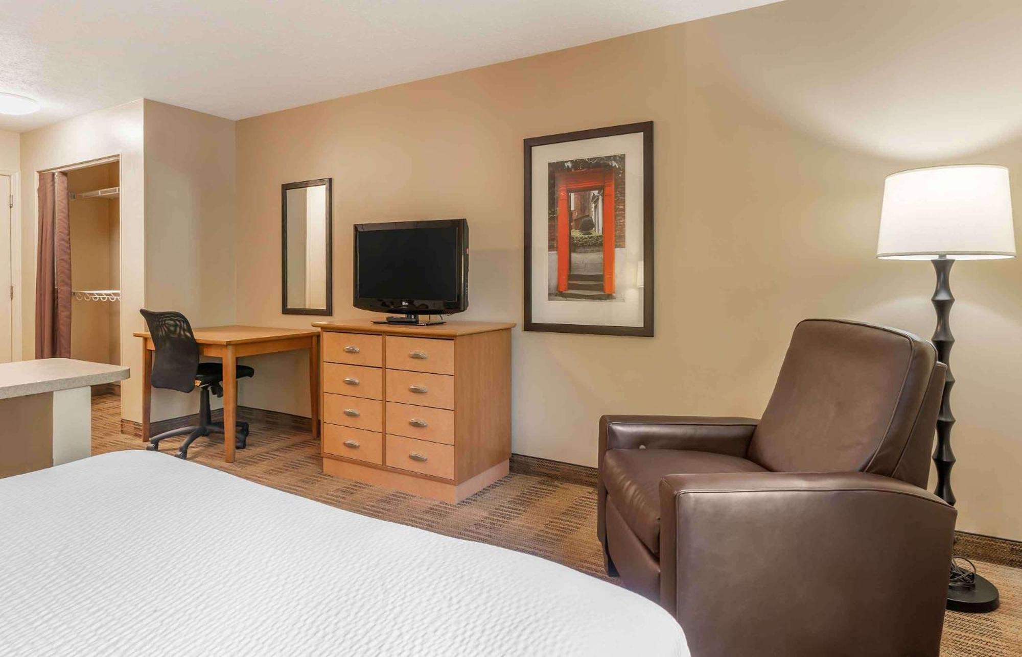 Extended Stay America Suites - Wichita - East Dış mekan fotoğraf
